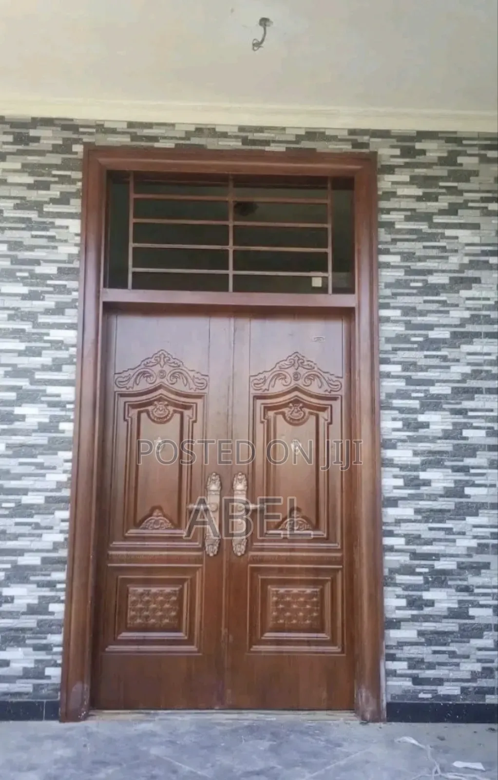 Victor Strong Door – ከሌሎች የሚለይ በር