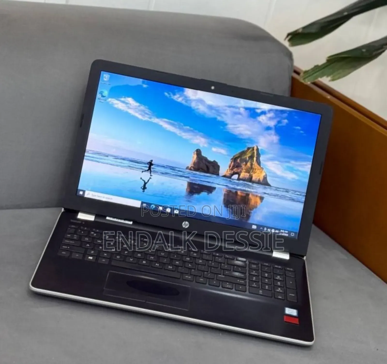 New Laptop HP 8GB Intel Core i7 HDD 1T