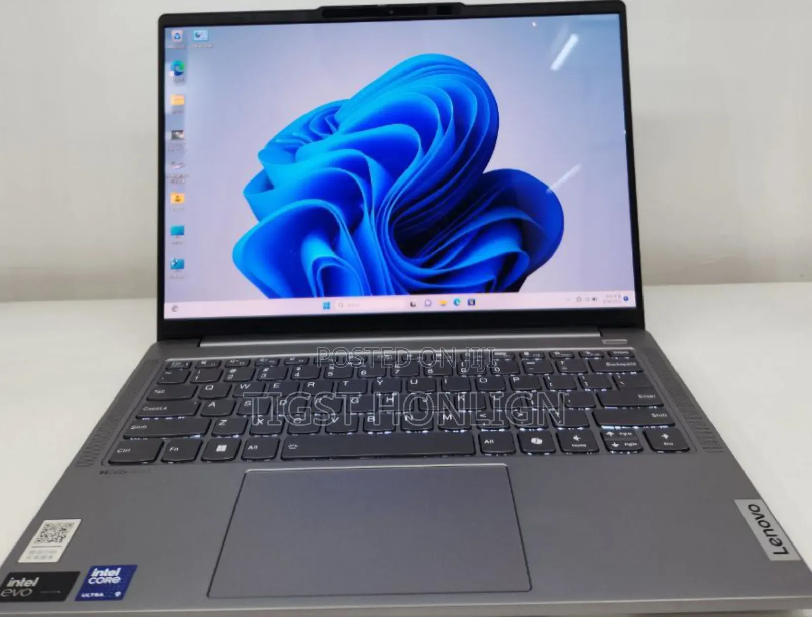 New Laptop Lenovo 32GB Intel Core Ultra 9 SSD 512GB