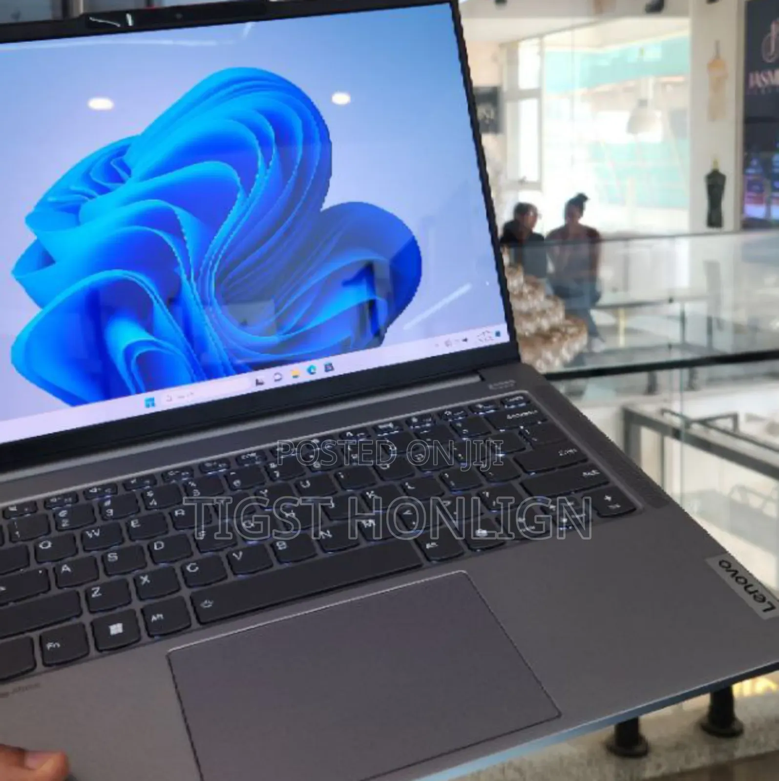 New Laptop Lenovo 32GB Intel Core Ultra 9 SSD 512GB