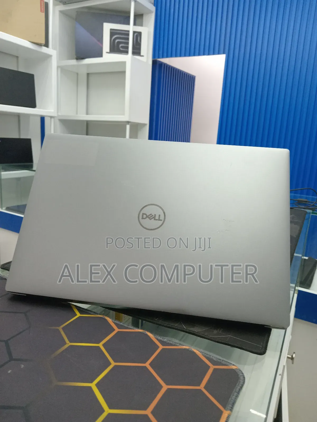New Laptop Dell Precision 5550 16GB Intel Core i7 SSD 512GB