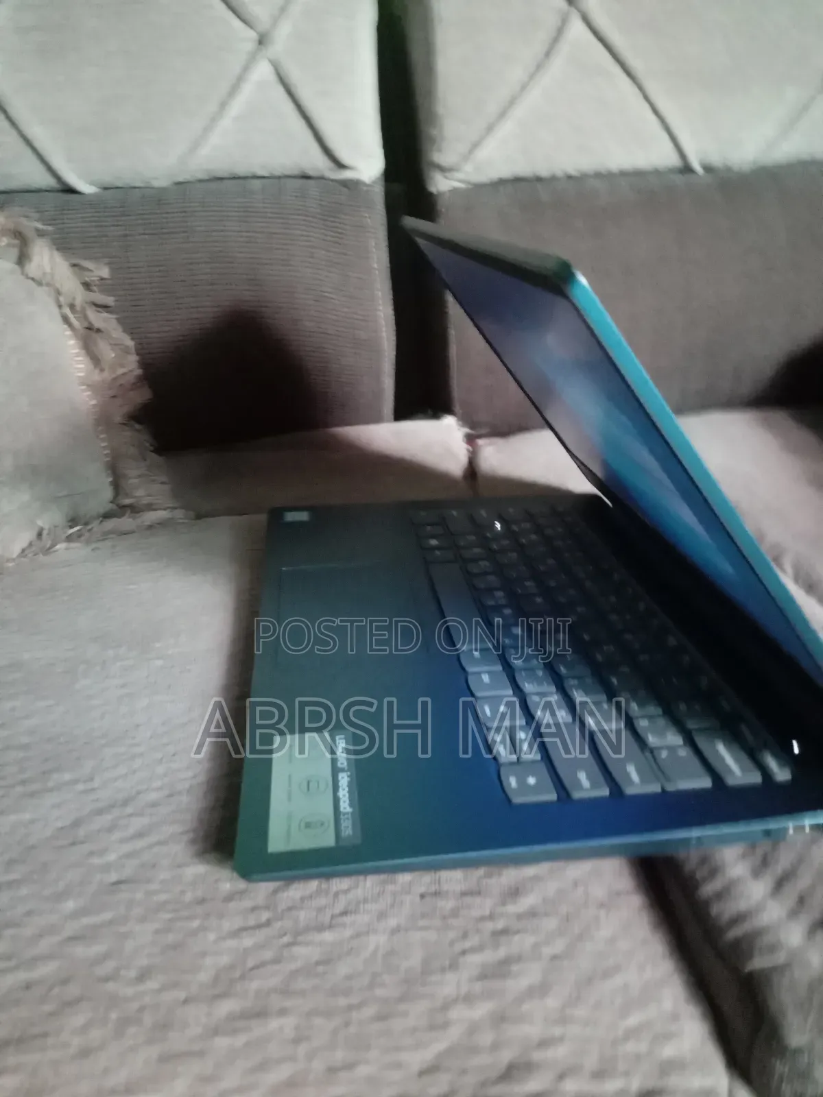 Laptop Lenovo IdeaPad 330S 4GB Intel Core i5 HDD 1T