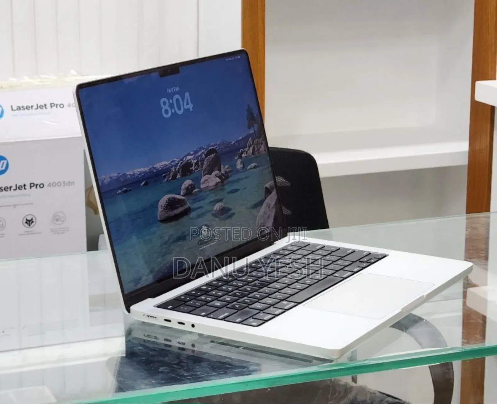 New Laptop Apple MacBook Pro 2021 M1 16GB Apple M1 Pro SSD 512GB