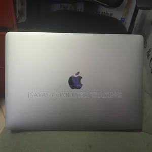 New Laptop Apple MacBook Pro M1 8GB Apple M1 SSD 256GB