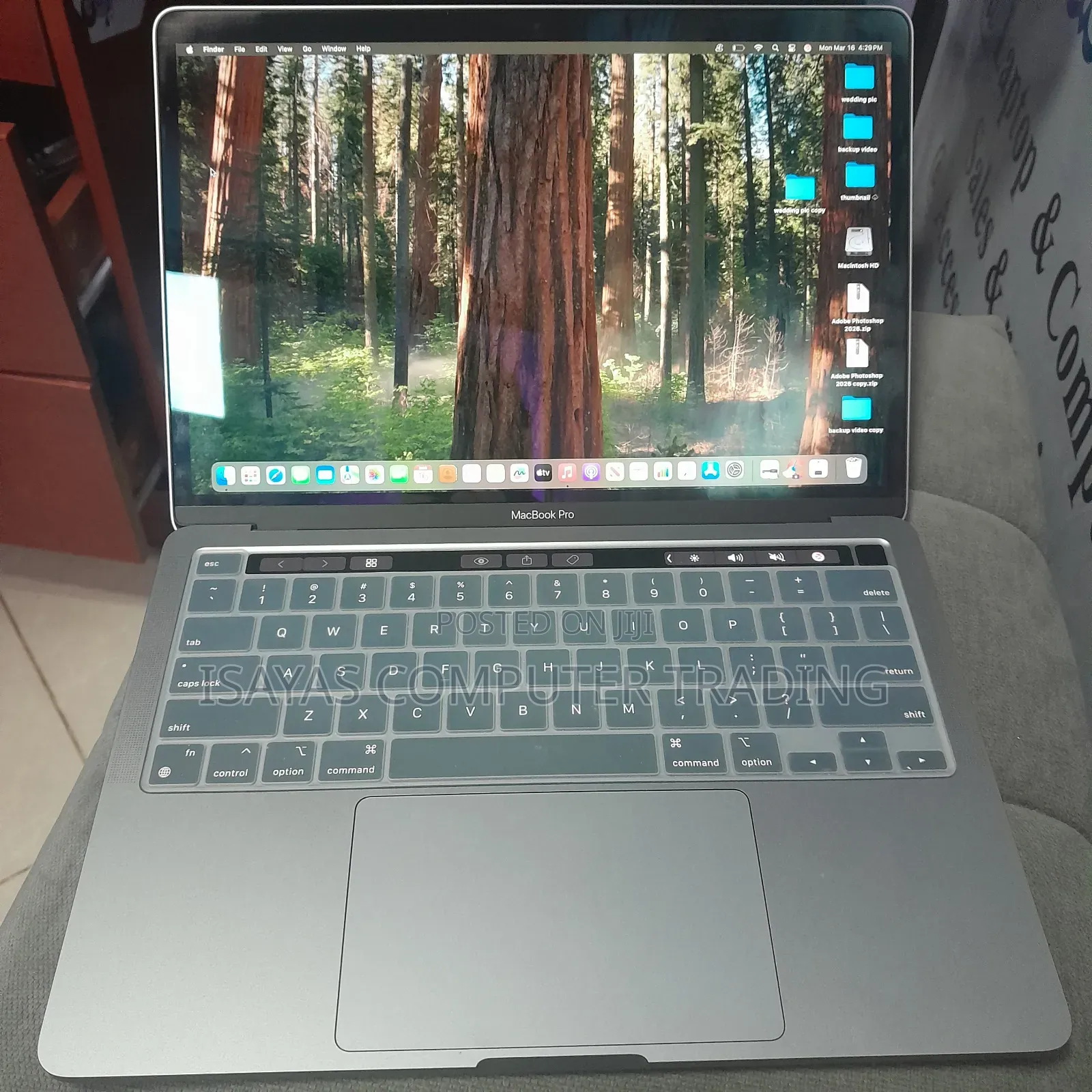 New Laptop Apple MacBook Pro M1 8GB Apple M1 SSD 256GB