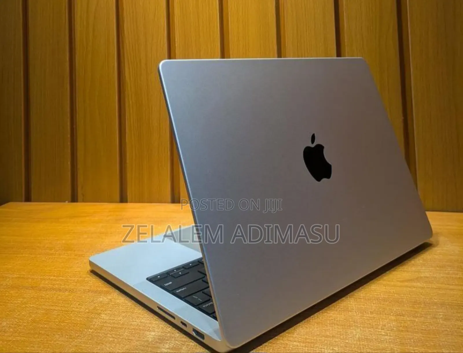 New Laptop Apple MacBook Pro M1 32GB Apple M1 Pro SSD 512GB
