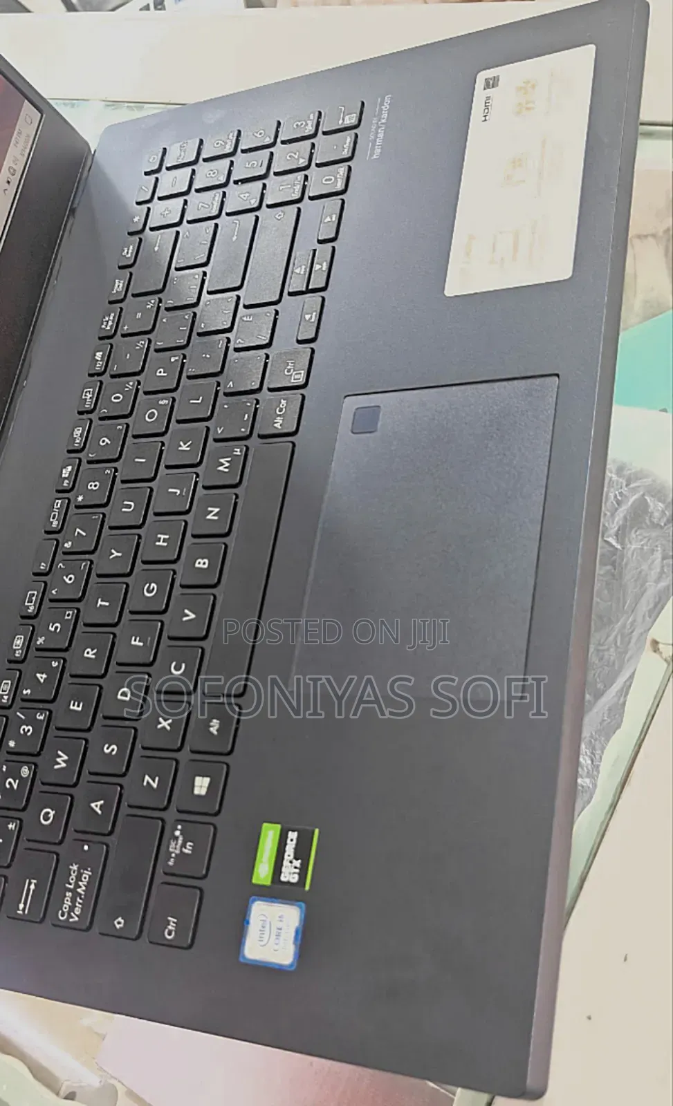 New Laptop Asus 16GB SSD 512GB