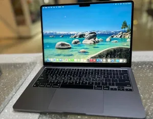 New Laptop Apple MacBook Air 2022 M2 8GB Apple M2 SSD 256GB