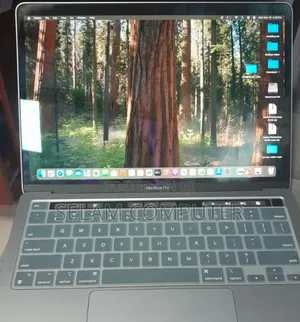 New Laptop Apple MacBook Pro M1 8GB Apple M1 SSD 256GB