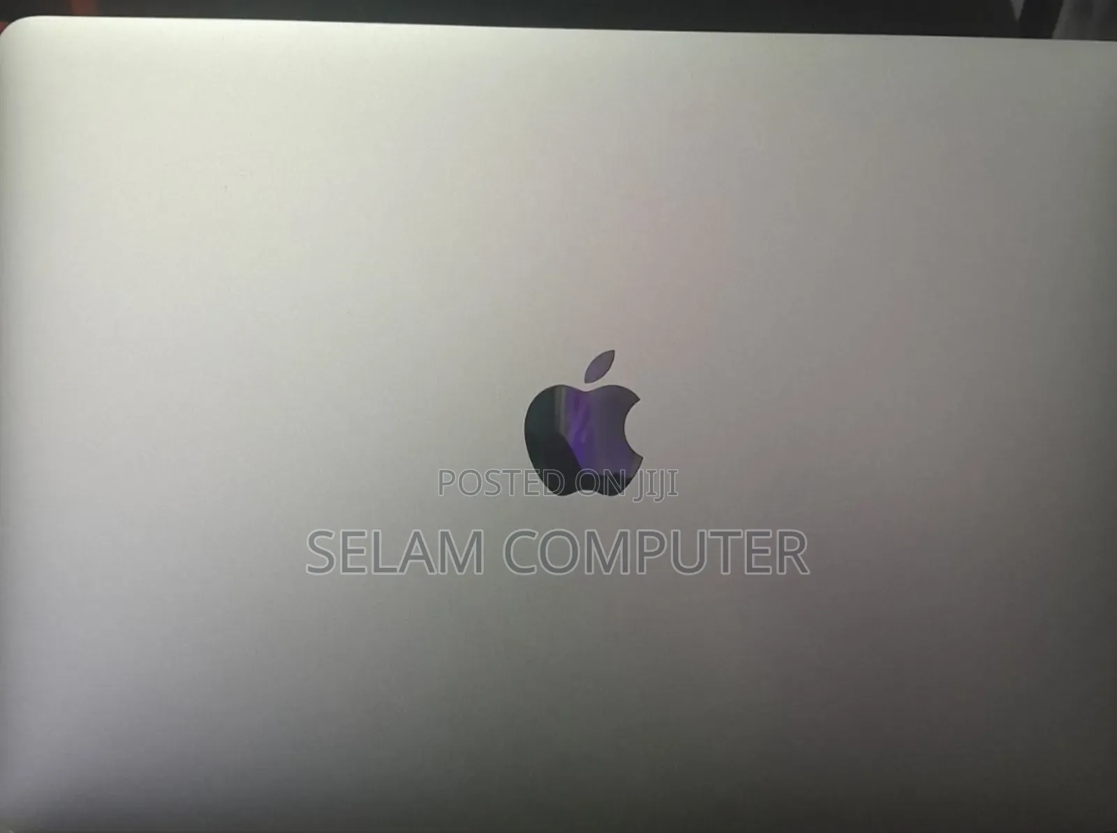 New Laptop Apple MacBook Pro M1 8GB Apple M1 SSD 256GB