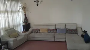 Nice Condition Is Sofas / ሶፋ