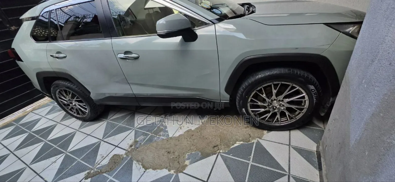 Toyota RAV4 2020 Gray