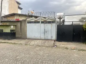2bdrm Duplex in Kolfe Keranio for sale