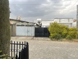 2bdrm Duplex in Kolfe Keranio for sale