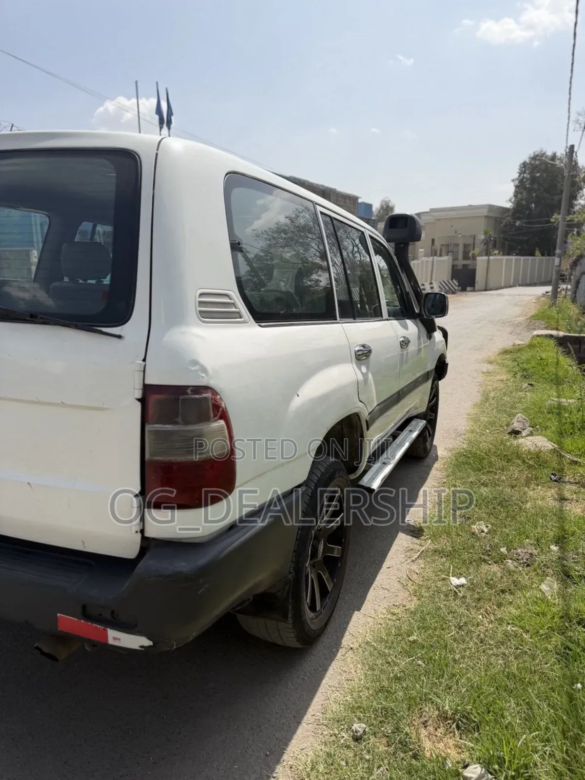 Toyota Land Cruiser 2007 White