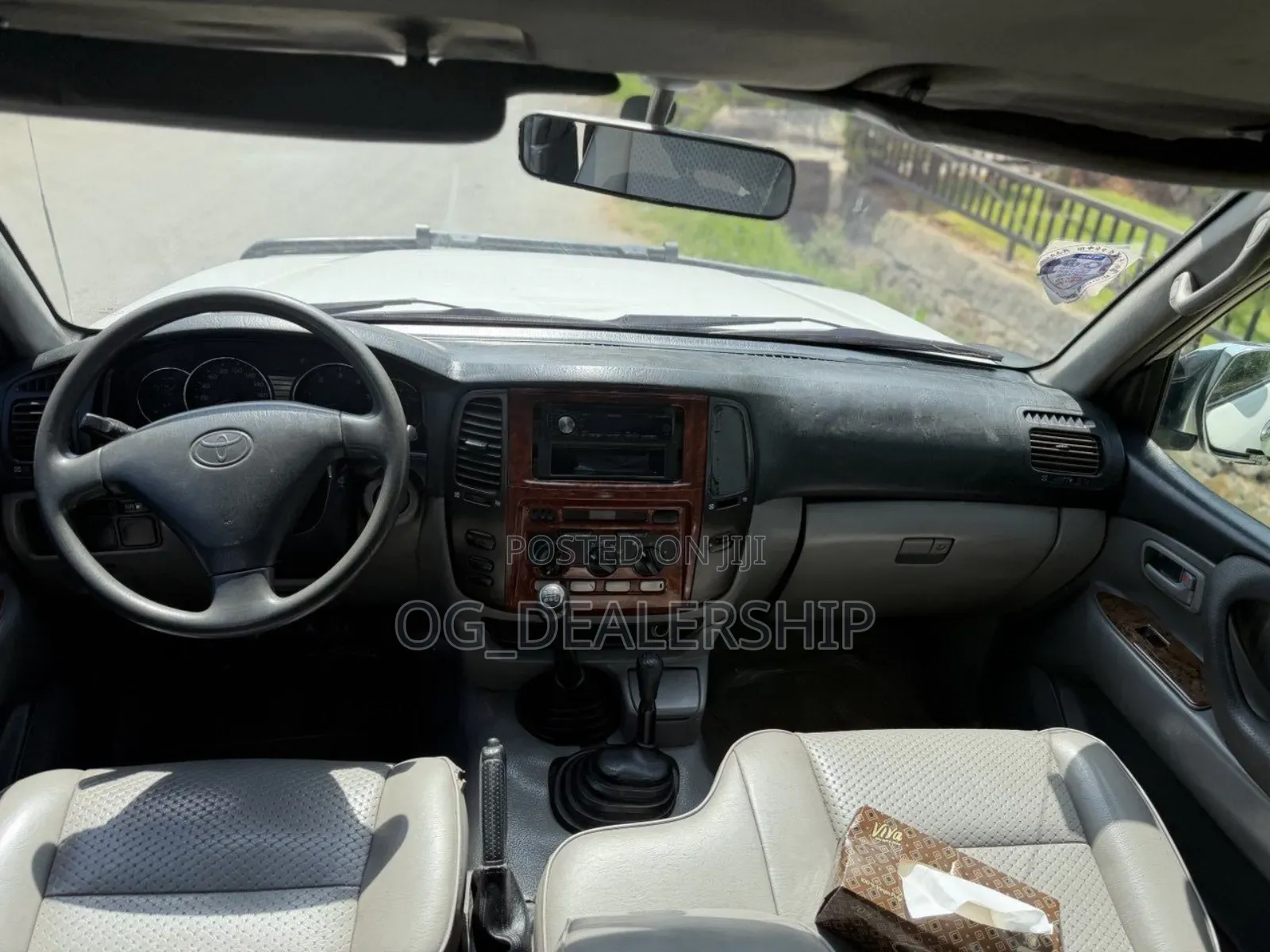 Toyota Land Cruiser 2007 White