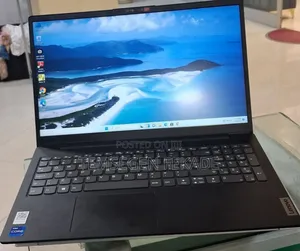 New Laptop Lenovo V15 16GB Intel Core i7 SSD 512GB