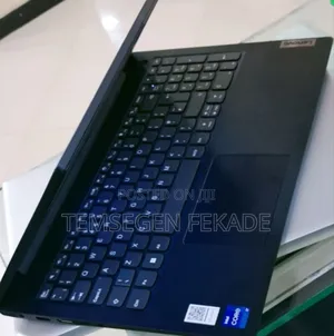 New Laptop Lenovo V15 16GB Intel Core i7 SSD 512GB