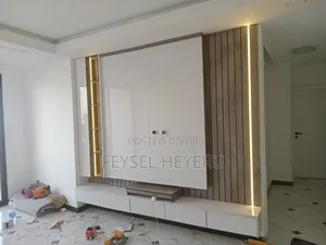 Tv Unit Wall Modern Wall Tv Unit የሚያምር ዲዛይን ጠንካራ እና ዘመናዊ