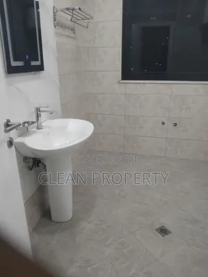 Furnished 2bdrm House in Clean Property, Bole for rent