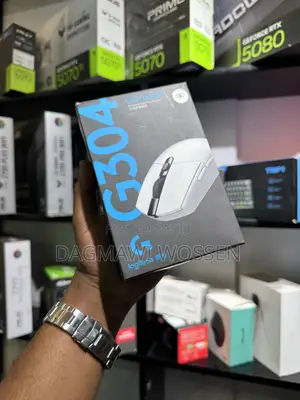 Logitech G304 Lightspeed Gaming Mouse