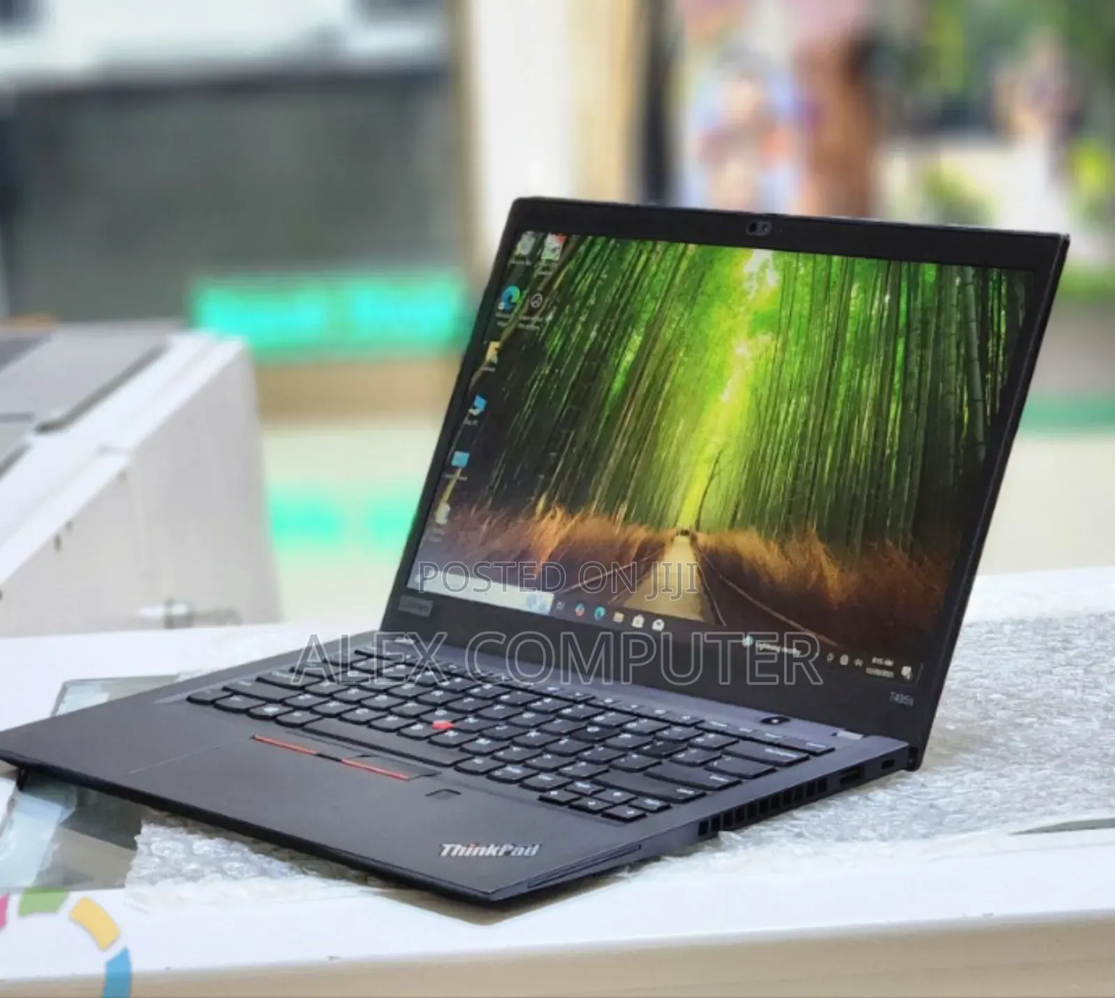 New Laptop Lenovo ThinkPad t495s 16GB AMD Ryzen 7 SSD 512GB