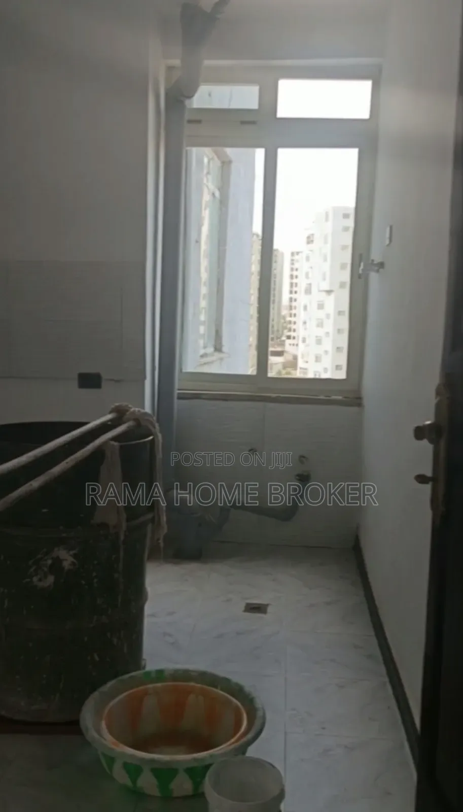 Furnished 3bdrm Condo in አያት 40/60 ኮንዶሚኒየም, Yeka for sale