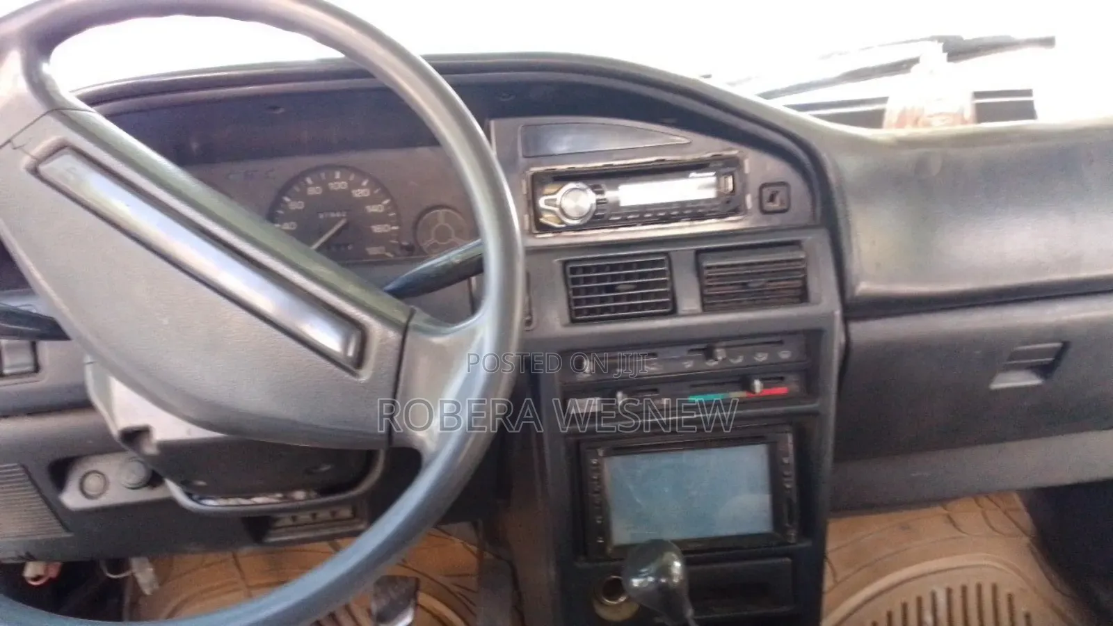 Toyota Corolla Station Wagon 1987 White