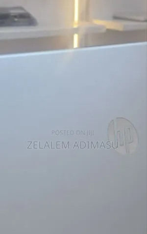 New Laptop HP Stream Notebook 8GB Intel Core i7 SSD 512GB