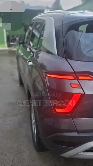 Hyundai Creta 2022 Silver