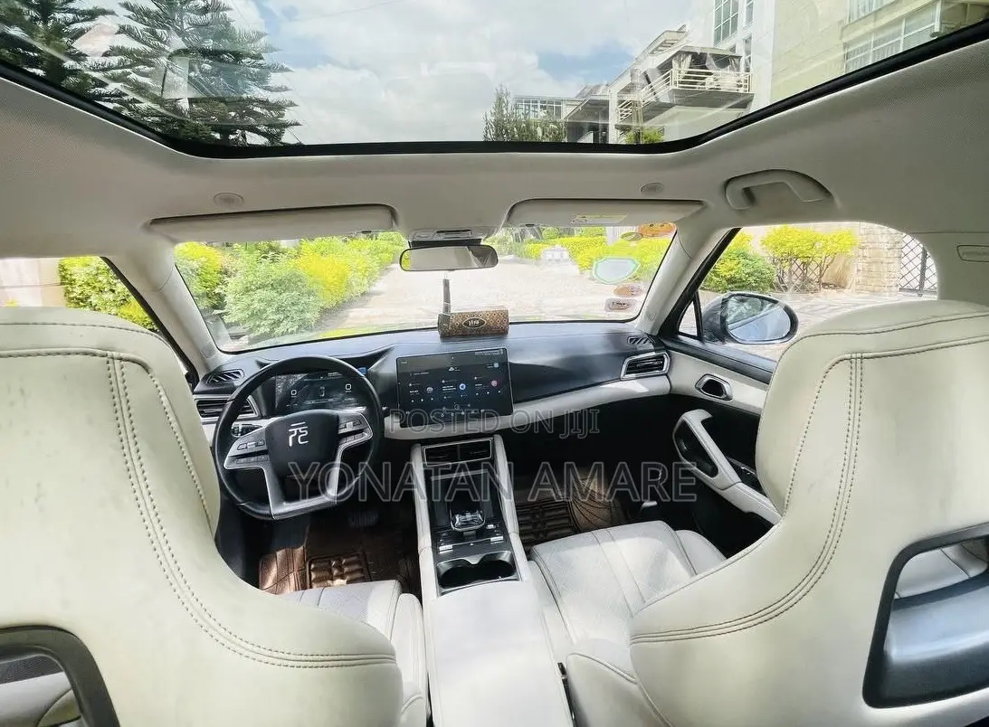 BYD Yuan Up 2024 Gray