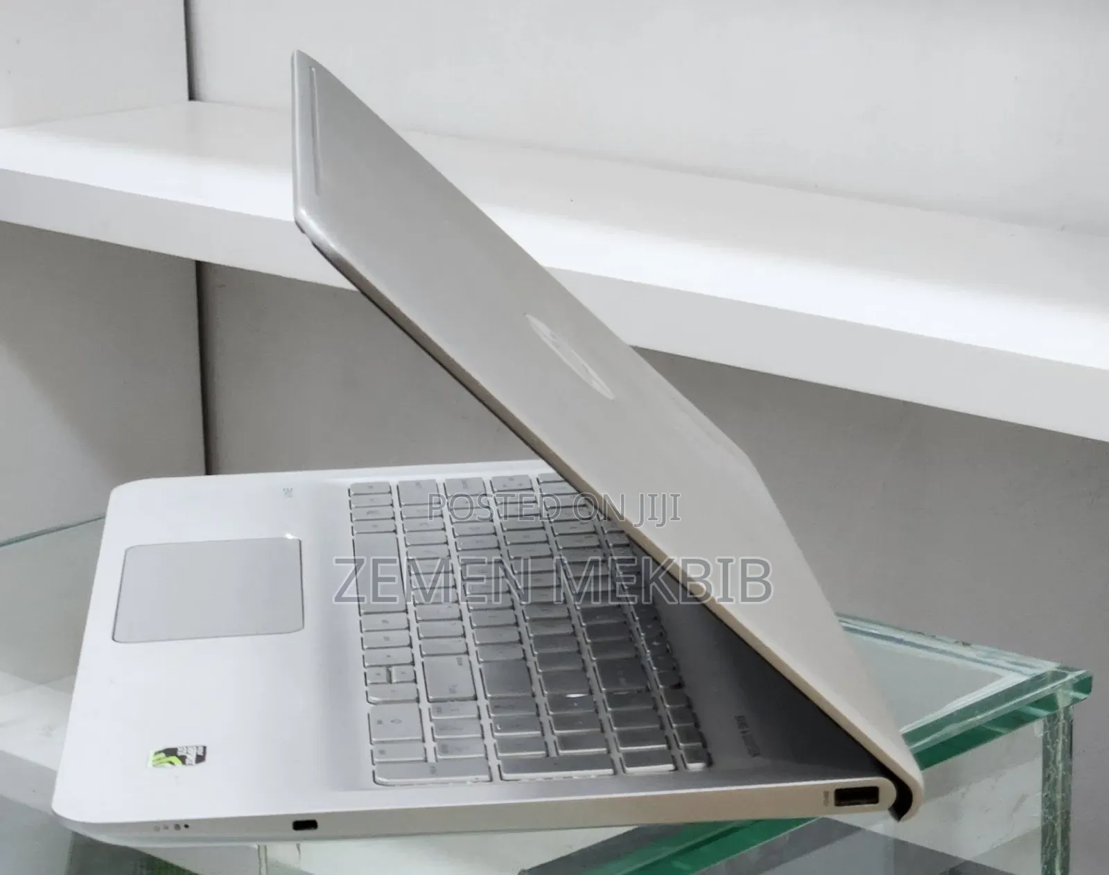 New Laptop HP 8GB Intel Core i5 HDD+SSD 1.5T