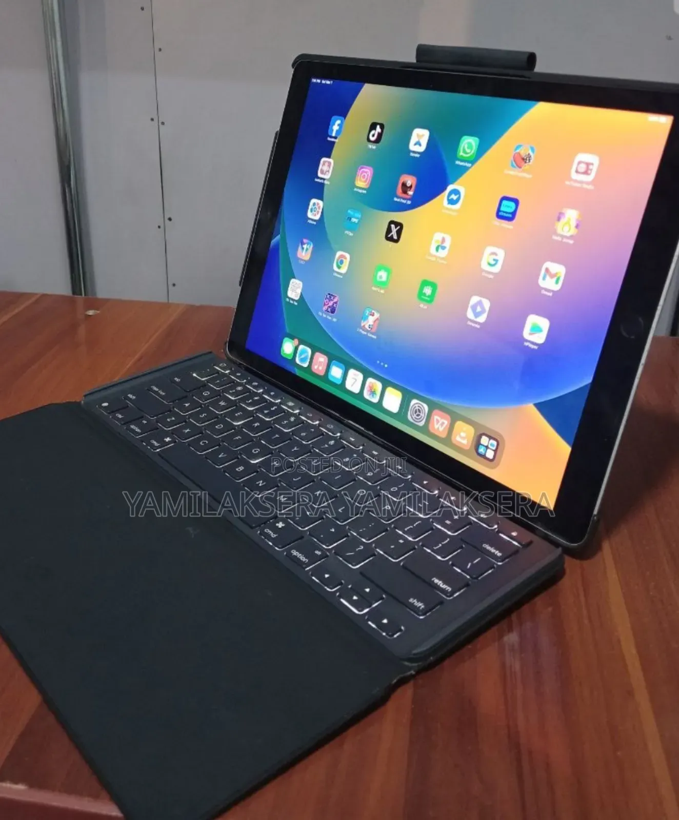 New Apple iPad Pro 12.9 (2015) 256 GB Silver