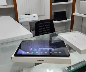 New Laptop Samsung 8GB SSD 128GB