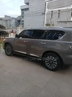 Nissan Patrol 2017 Gray