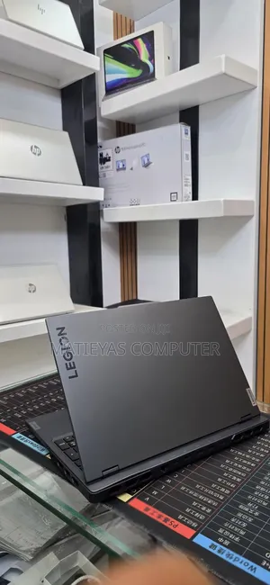 New Laptop Lenovo Legion 7 16GB Intel Core i9 SSD 1T