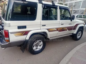 Toyota Land Cruiser 2020 White