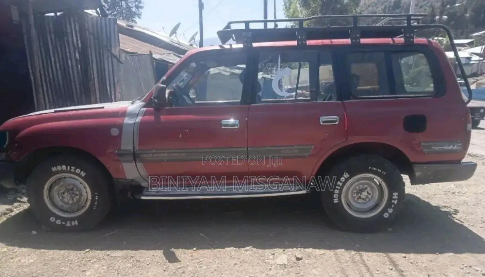 Toyota Land Cruiser 1990 Red