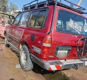 Toyota Land Cruiser 1990 Red