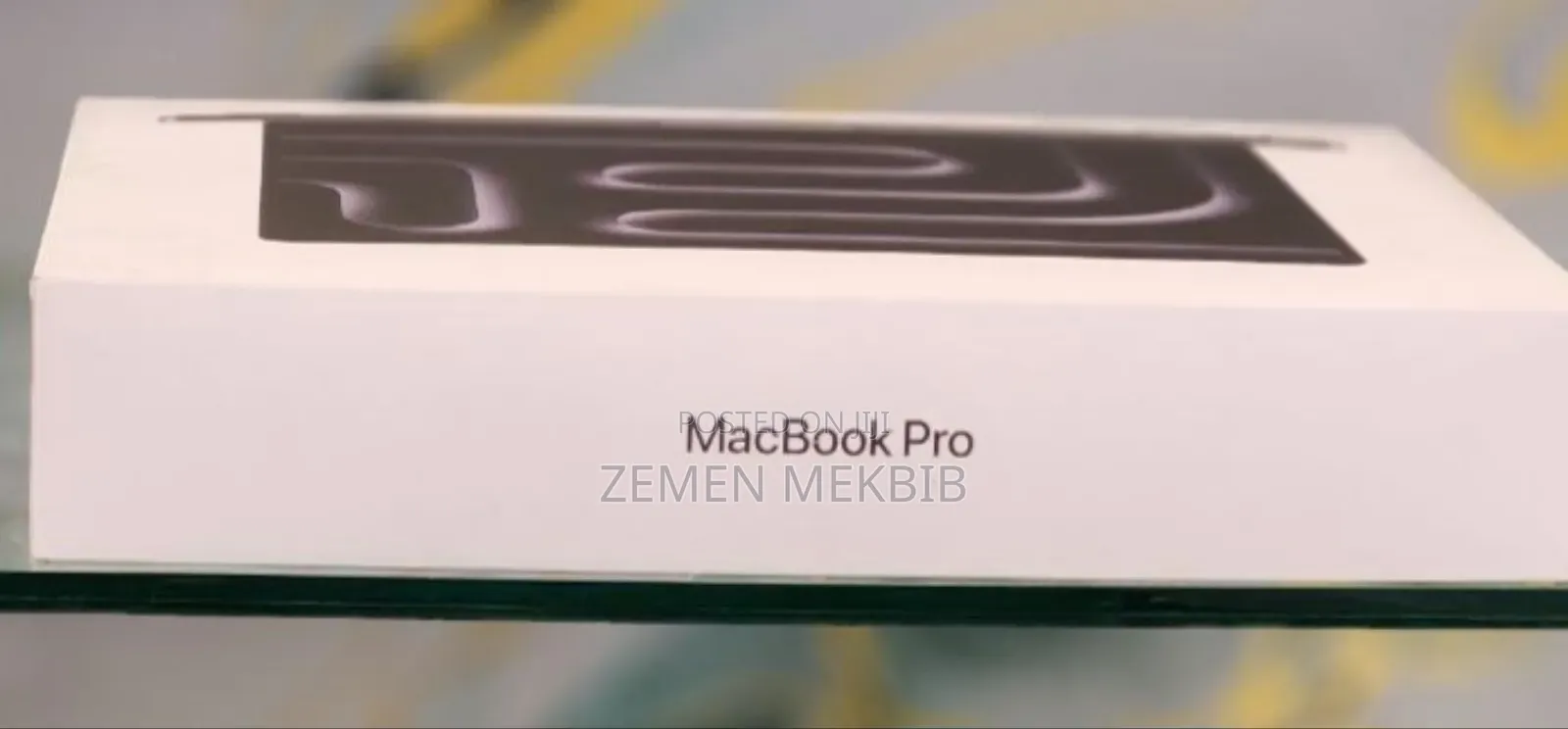 New Laptop Apple Macbook Pro 2025 M5 14-inch 16GB Intel Core i9 SSD 1T
