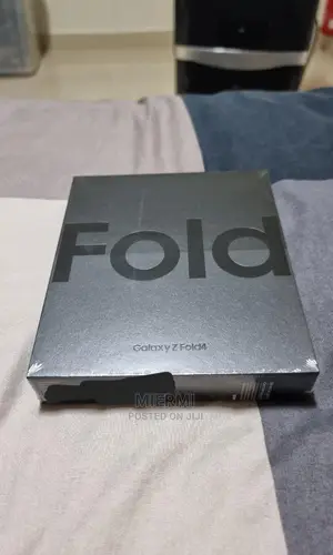 New Samsung Galaxy Z Fold4 256 GB Black