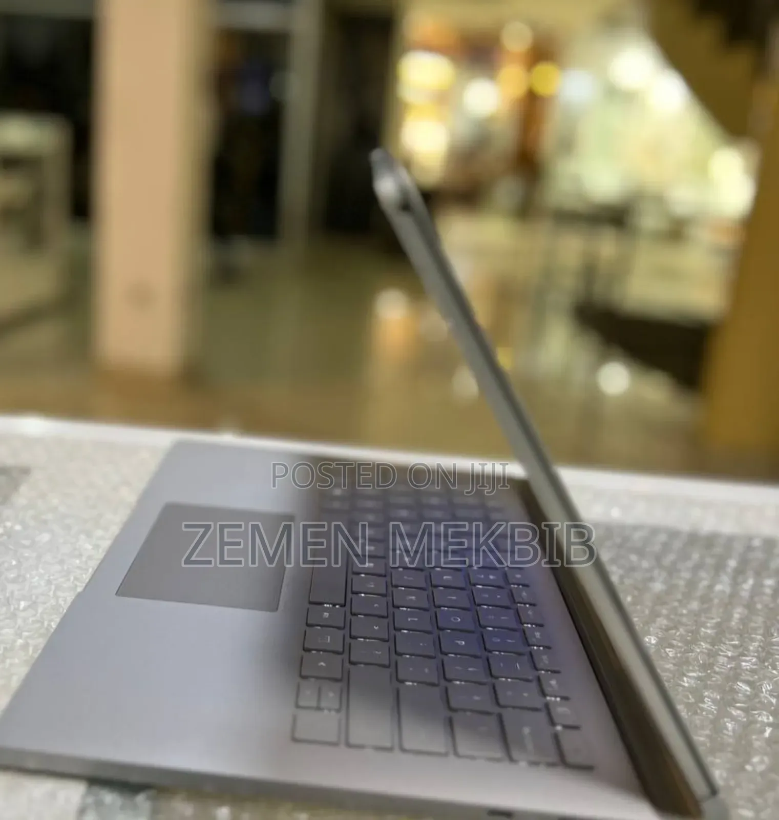 New Laptop Microsoft Surface 16GB Intel Core i7 SSD 256GB