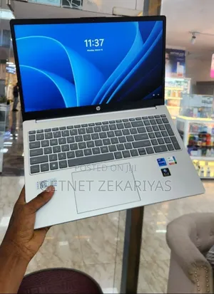 New Laptop HP Stream Notebook 16GB Intel Core i7 SSD 1T