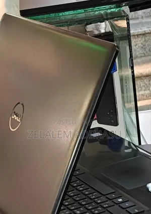 New Laptop Dell Inspiron 15 8GB Intel Core i7 HDD+SSD 256GB