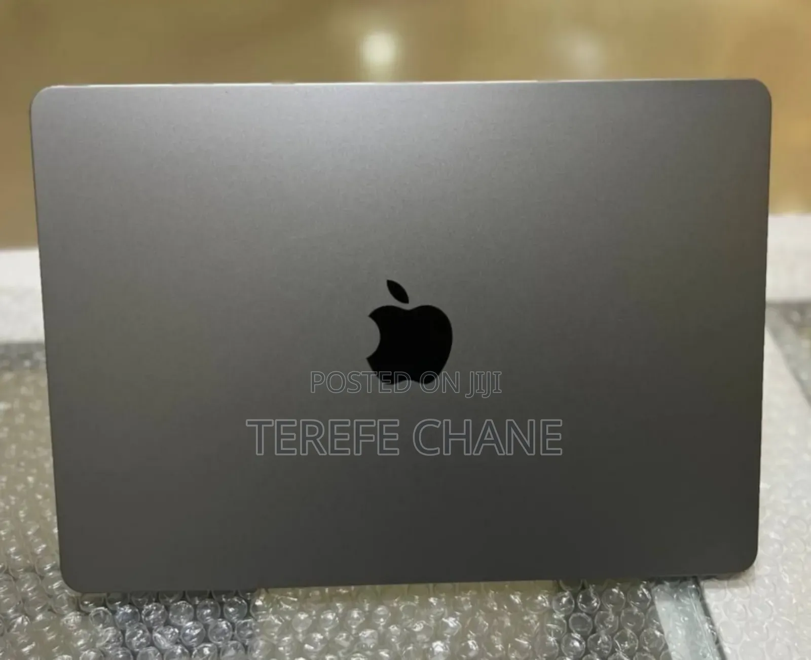 New Laptop Apple MacBook Air 2022 M2 8GB Apple M2 SSD 256GB