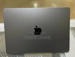 New Laptop Apple MacBook Air 2022 M2 8GB Apple M2 SSD 256GB