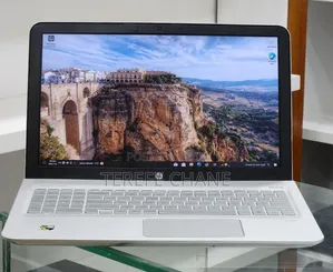 New Laptop HP Envy 15 8GB Intel Core i5 SSD 128GB