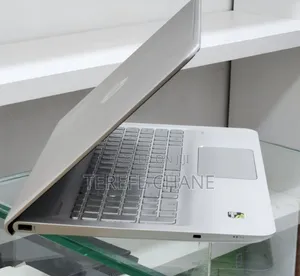 New Laptop HP Envy 15 8GB Intel Core i5 SSD 128GB