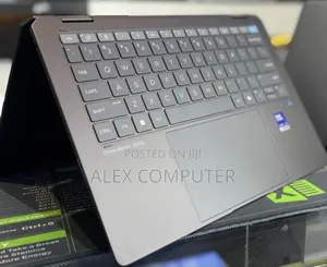 New Laptop HP OmniBook X Flip 14" 32GB Intel Core Ultra 9 SSD 2T