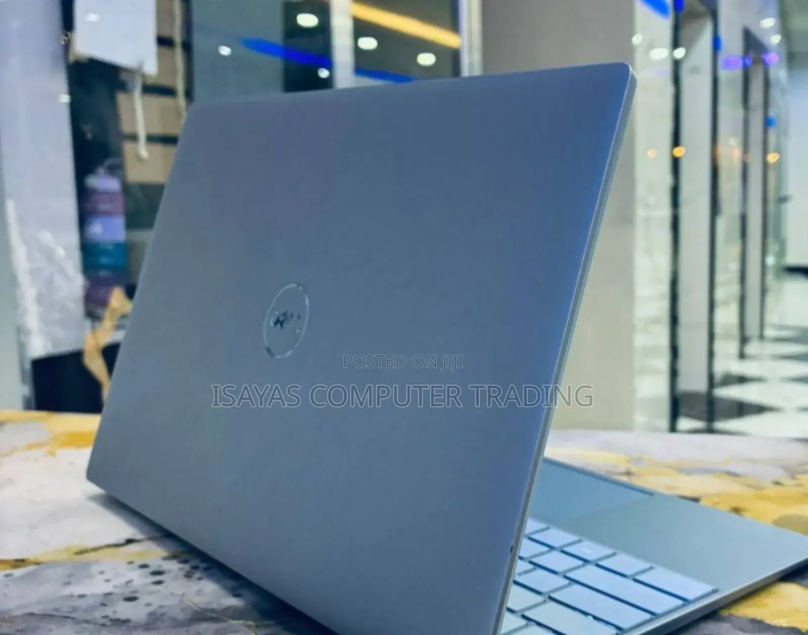 New Laptop Dell XPS 13 8GB Intel Core i5 SSD 256GB